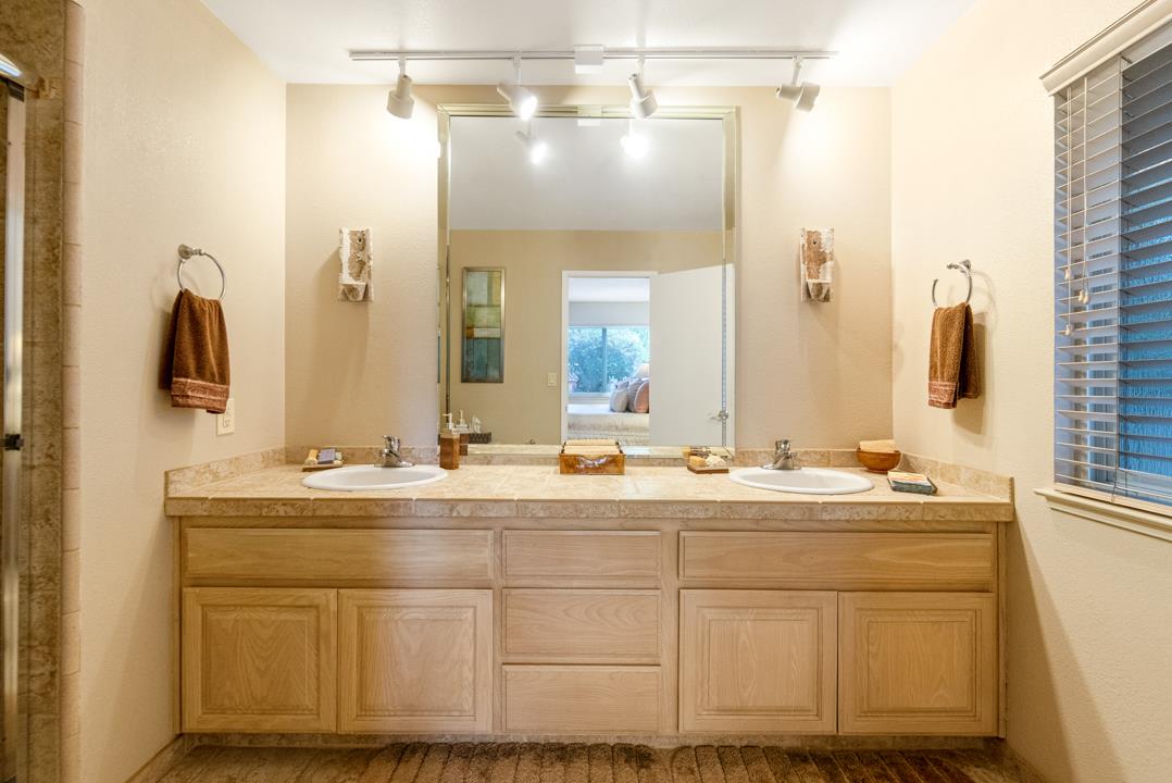 Detail Gallery Image 16 of 21 For 615 Lisa Way, Campbell,  CA 95008 - 3 Beds | 2 Baths