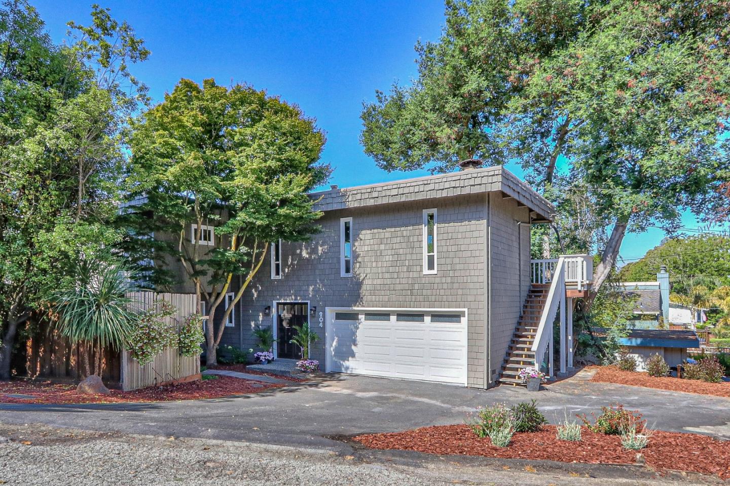 Detail Gallery Image 21 of 32 For 204 Highland Dr, Aptos,  CA 95003 - 4 Beds | 2 Baths