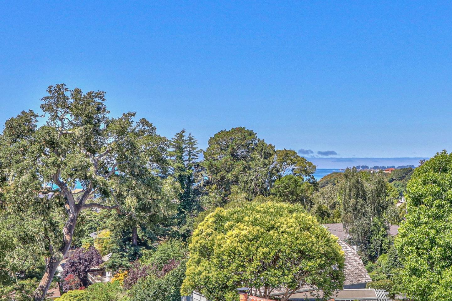 Detail Gallery Image 30 of 32 For 204 Highland Dr, Aptos,  CA 95003 - 4 Beds | 2 Baths