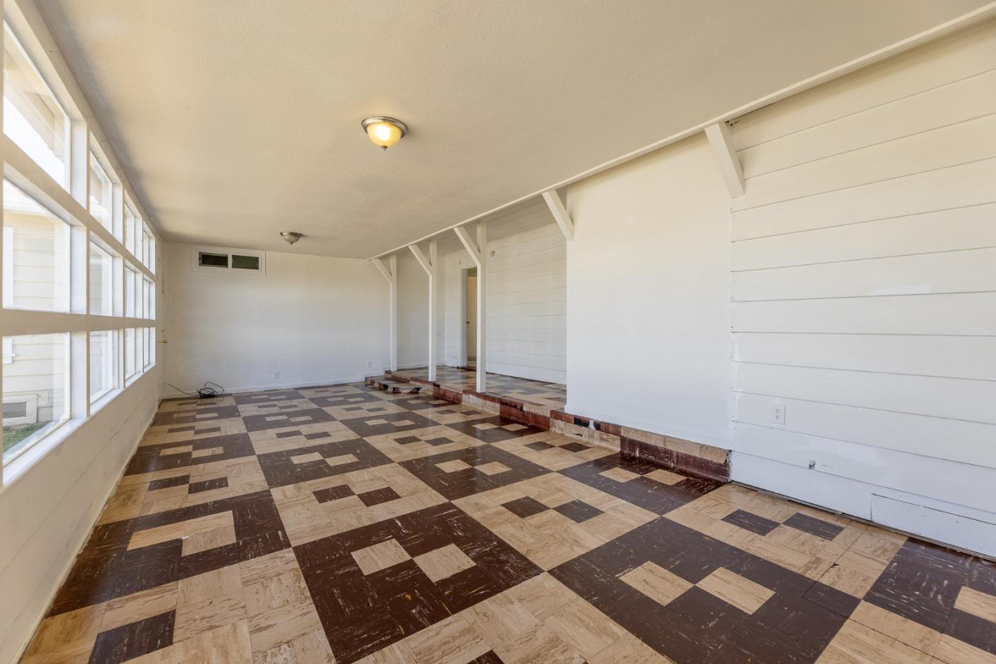 Detail Gallery Image 19 of 34 For 1609 First Ave, Salinas,  CA 93905 - 2 Beds | 1/1 Baths