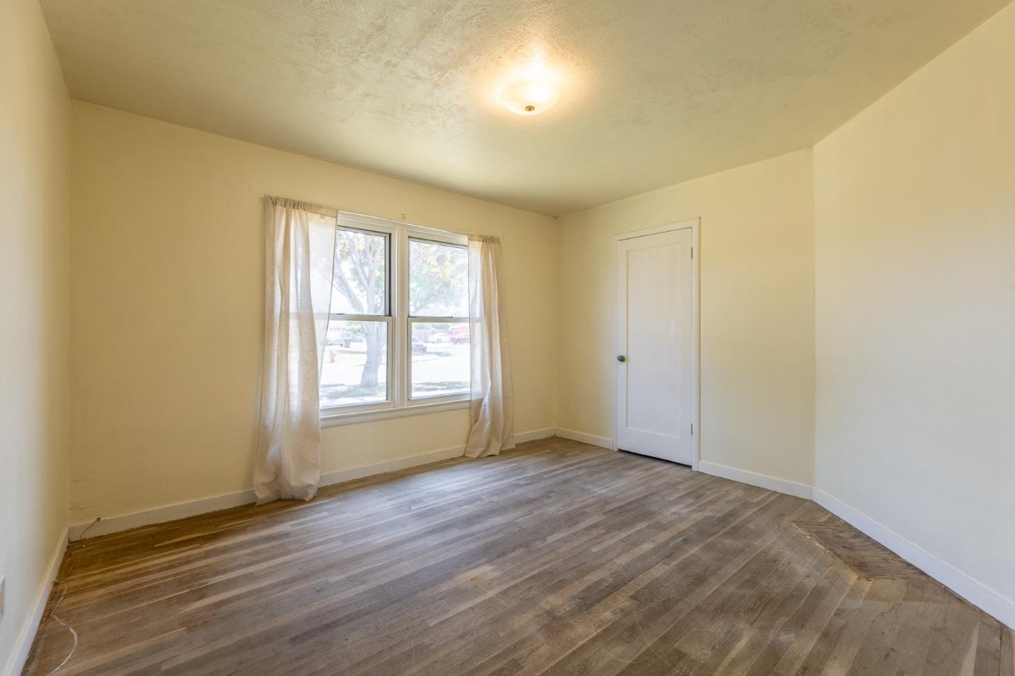 Detail Gallery Image 21 of 34 For 1609 First Ave, Salinas,  CA 93905 - 2 Beds | 1/1 Baths