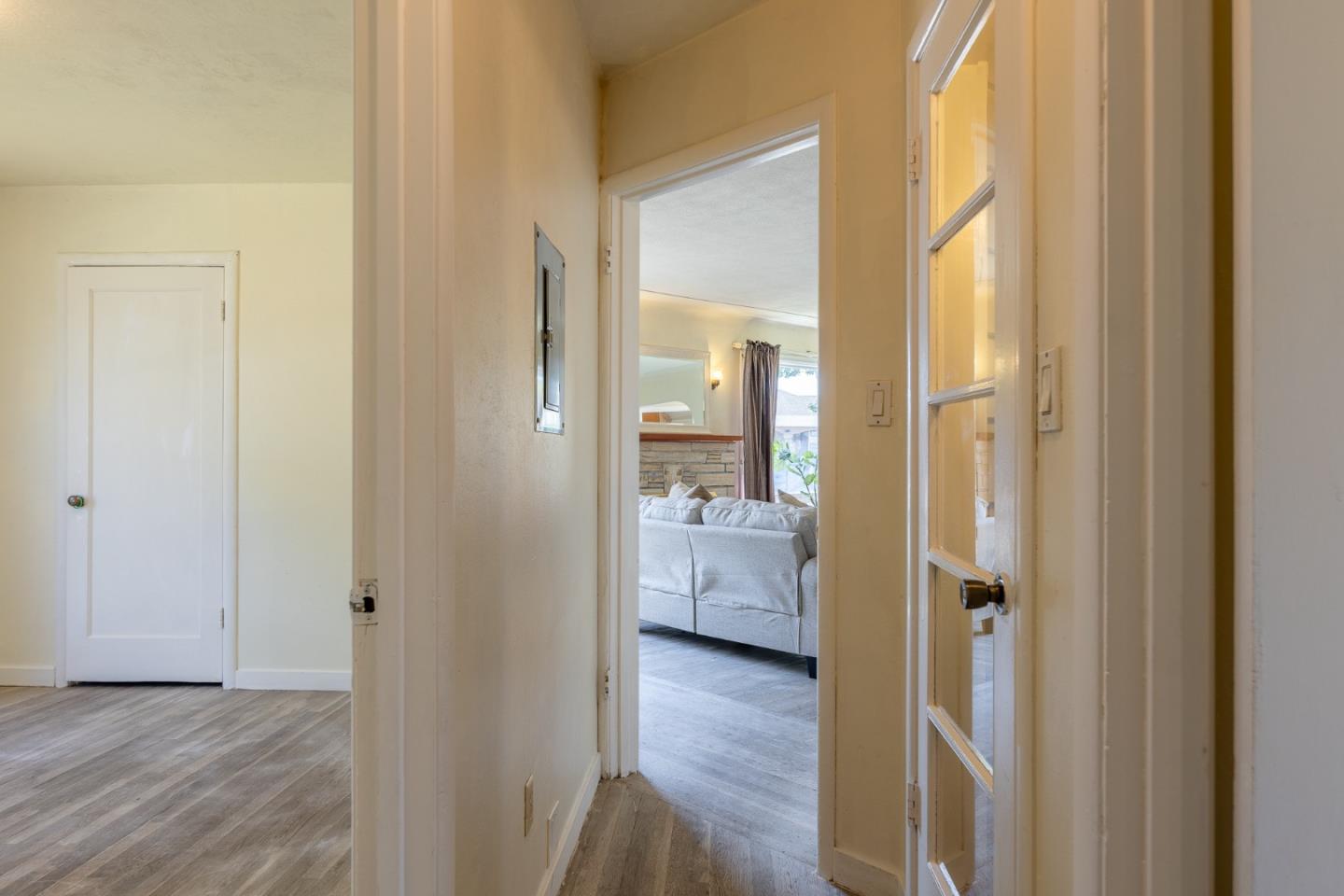 Detail Gallery Image 25 of 34 For 1609 First Ave, Salinas,  CA 93905 - 2 Beds | 1/1 Baths