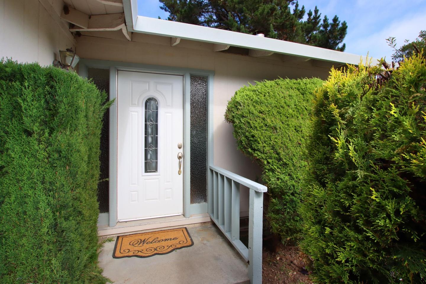 Detail Gallery Image 1 of 30 For 232 Alamo Ave, Santa Cruz,  CA 95060 - 2 Beds | 2 Baths