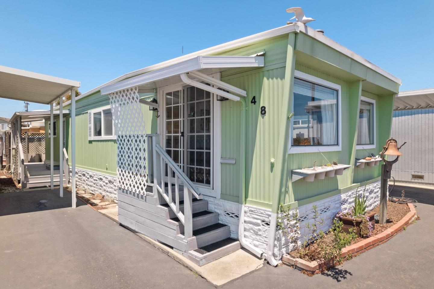 Detail Gallery Image 1 of 1 For 750 47th Ave #48,  Capitola,  CA 95010 - 1 Beds | 1 Baths