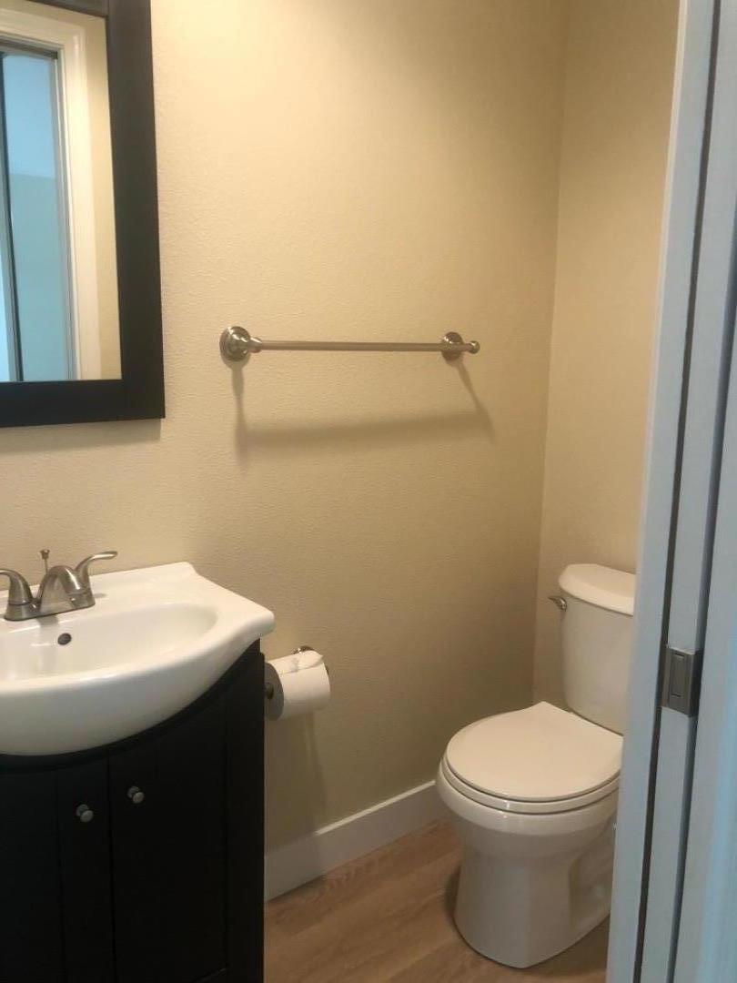 Detail Gallery Image 6 of 13 For 240 Union Ave #2,  Campbell,  CA 95008 - 2 Beds | 2/1 Baths