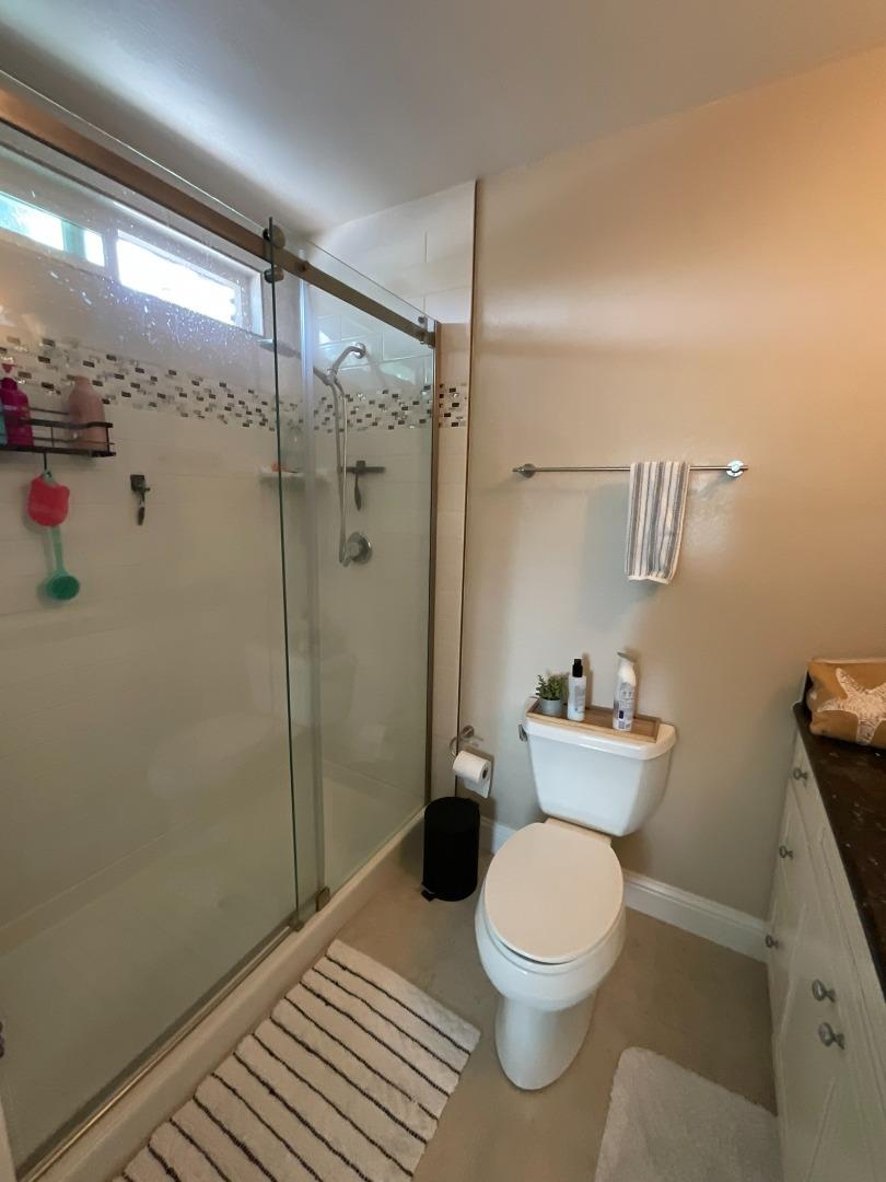 Detail Gallery Image 9 of 13 For 240 Union Ave #2,  Campbell,  CA 95008 - 2 Beds | 2/1 Baths