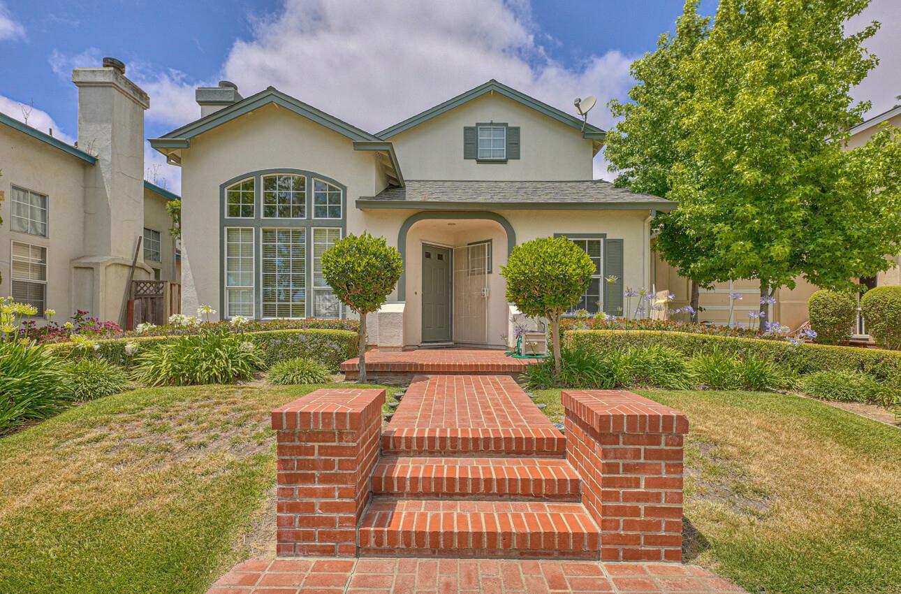 Detail Gallery Image 1 of 1 For 1643 Beacon Hill Dr, Salinas,  CA 93906 - 3 Beds | 2 Baths