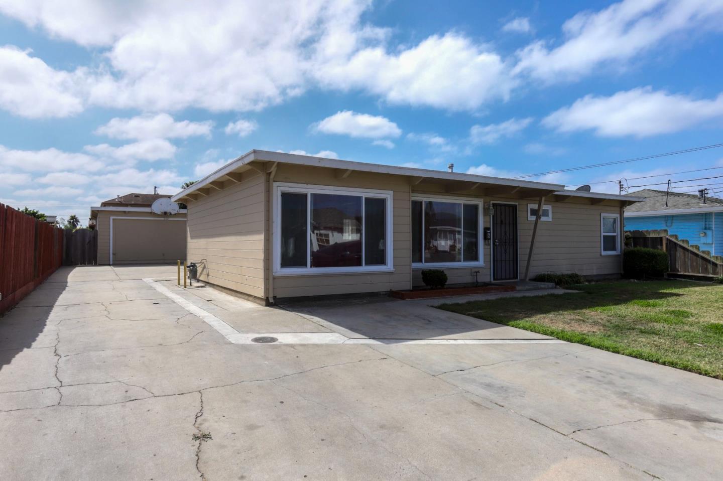 Detail Gallery Image 1 of 1 For 6 Bardin Cir, Salinas,  CA 93905 - 2 Beds | 1 Baths