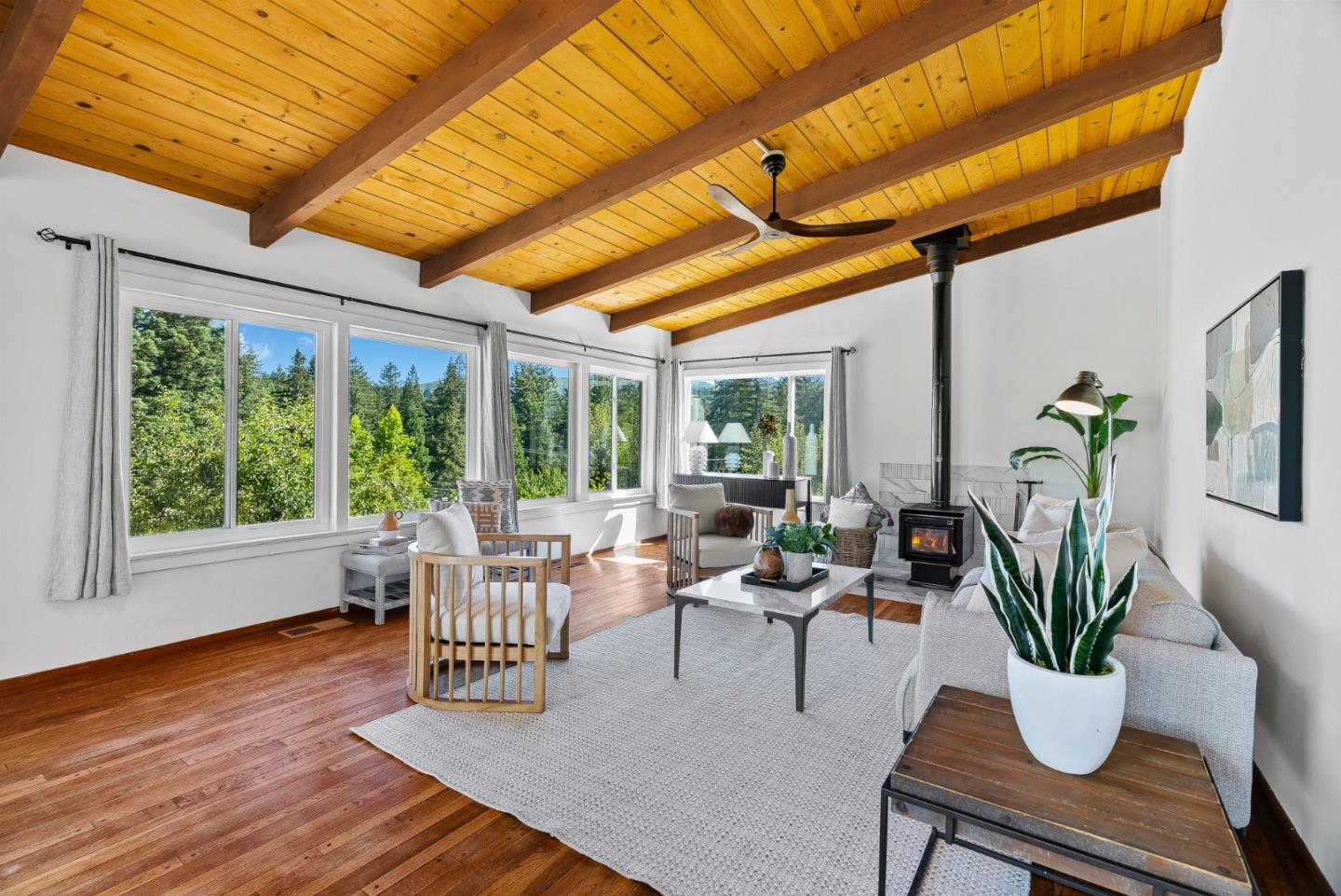 Detail Gallery Image 6 of 27 For 24190 Summit Woods Dr, Los Gatos,  CA 95033 - 4 Beds | 2 Baths