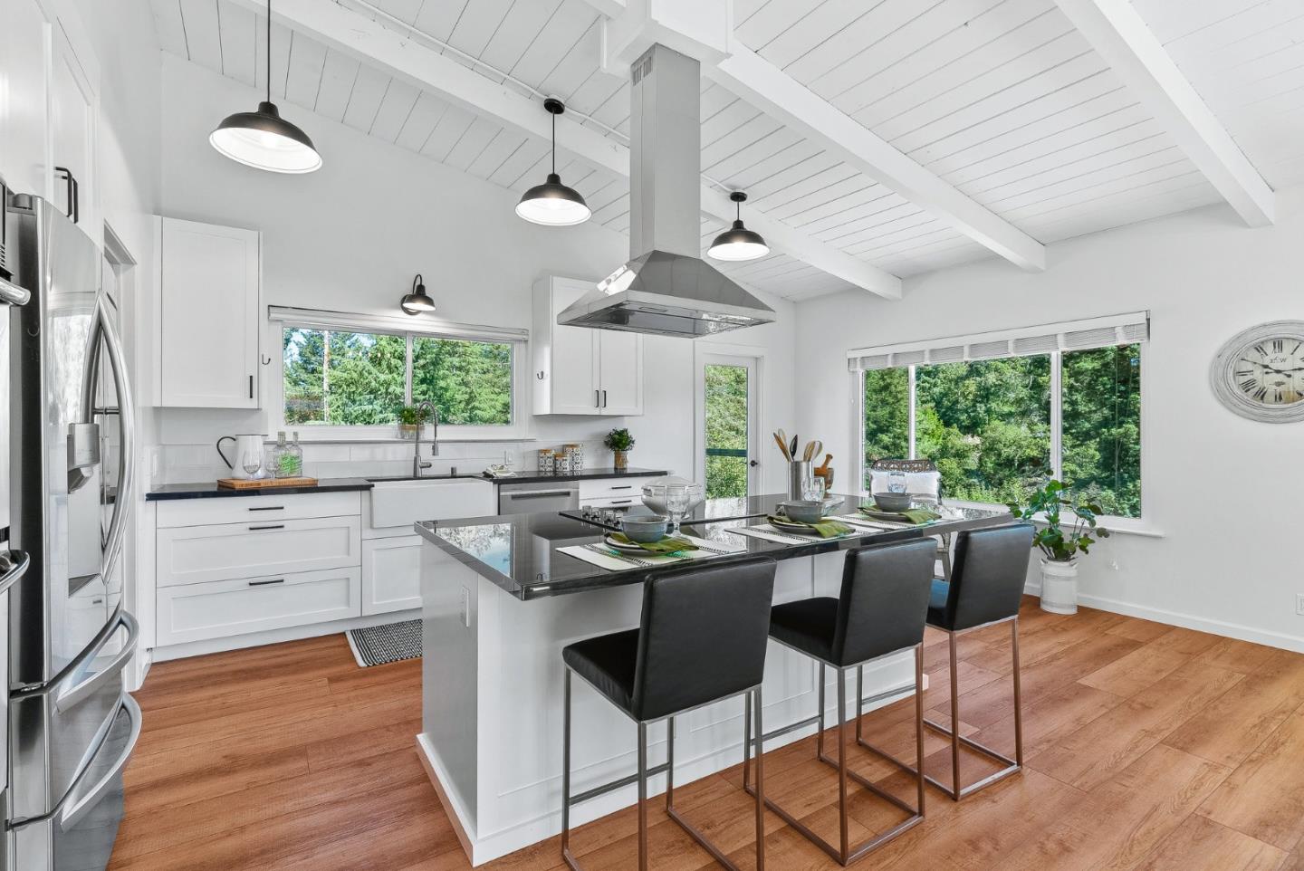 Detail Gallery Image 9 of 27 For 24190 Summit Woods Dr, Los Gatos,  CA 95033 - 4 Beds | 2 Baths