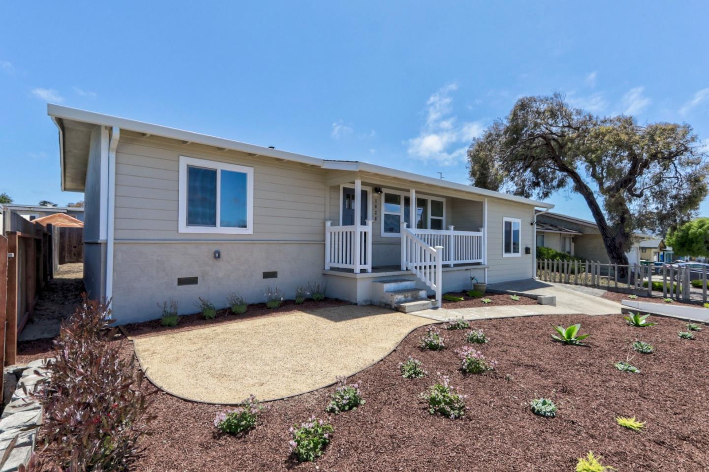 Detail Gallery Image 1 of 1 For 1828 Vallejo St, Seaside,  CA 93955 - 2 Beds | 1 Baths