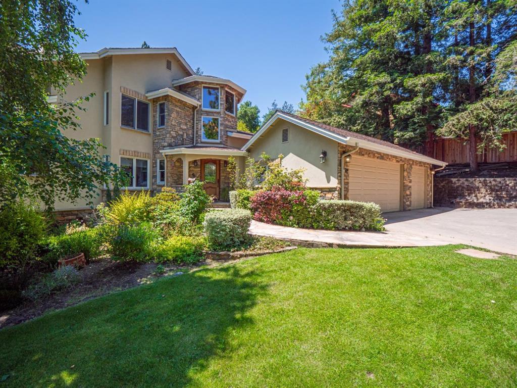 Detail Gallery Image 1 of 54 For 462 Lockewood Ln, Scotts Valley,  CA 95066 - 5 Beds | 3/1 Baths