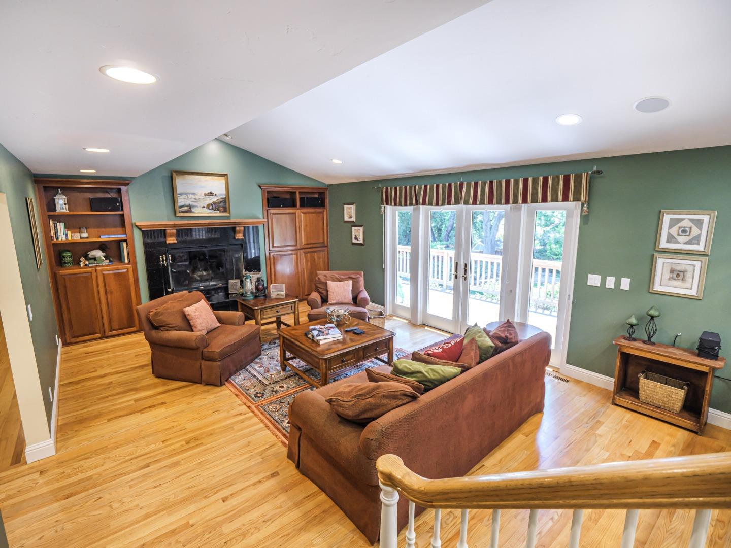 Detail Gallery Image 14 of 54 For 462 Lockewood Ln, Scotts Valley,  CA 95066 - 5 Beds | 3/1 Baths