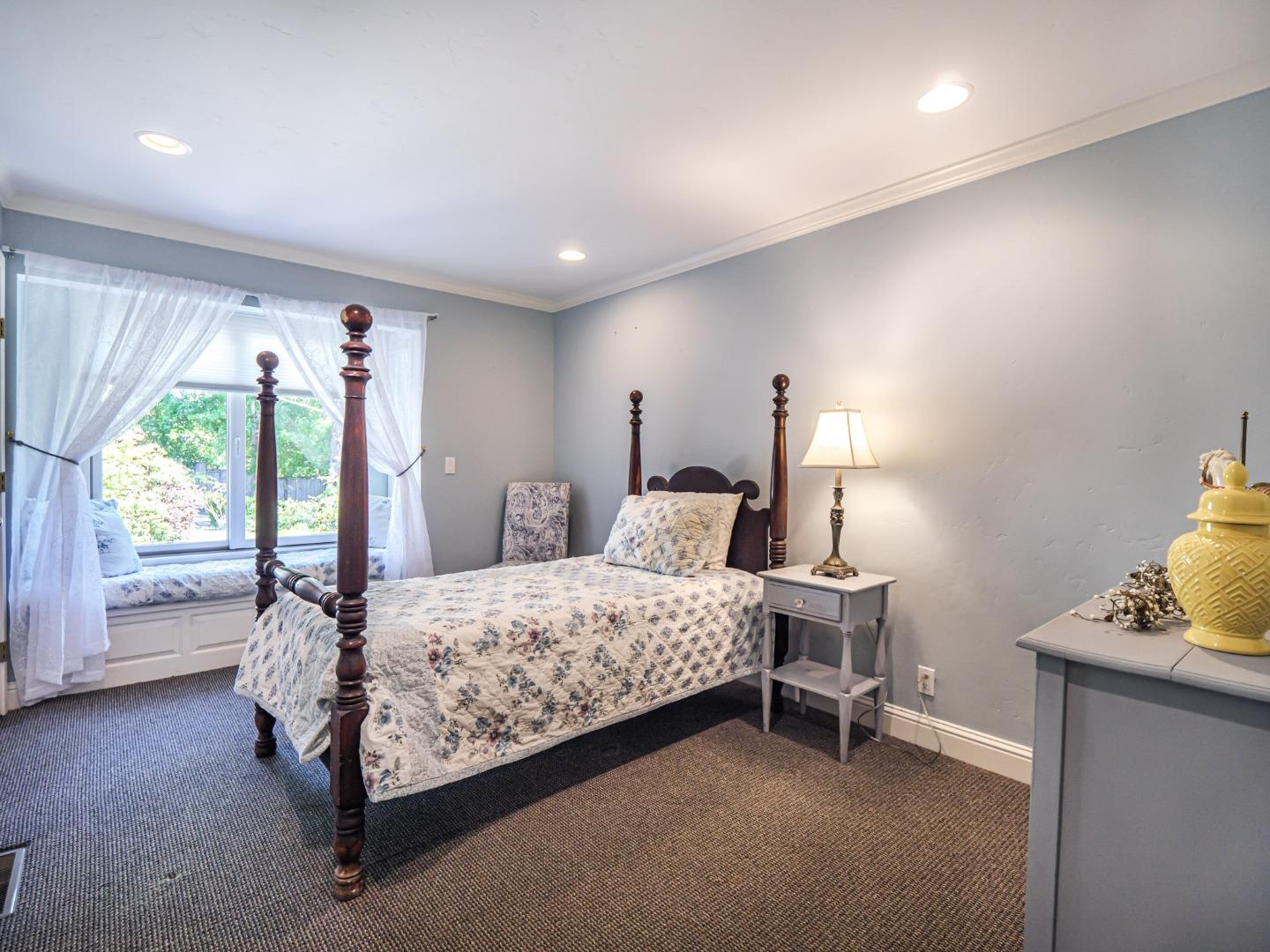 Detail Gallery Image 31 of 54 For 462 Lockewood Ln, Scotts Valley,  CA 95066 - 5 Beds | 3/1 Baths
