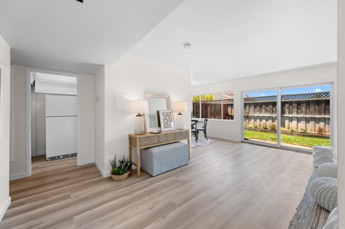 Detail Gallery Image 5 of 36 For 3312-3314 Los Prados St, San Mateo,  CA 94403 - – Beds | – Baths
