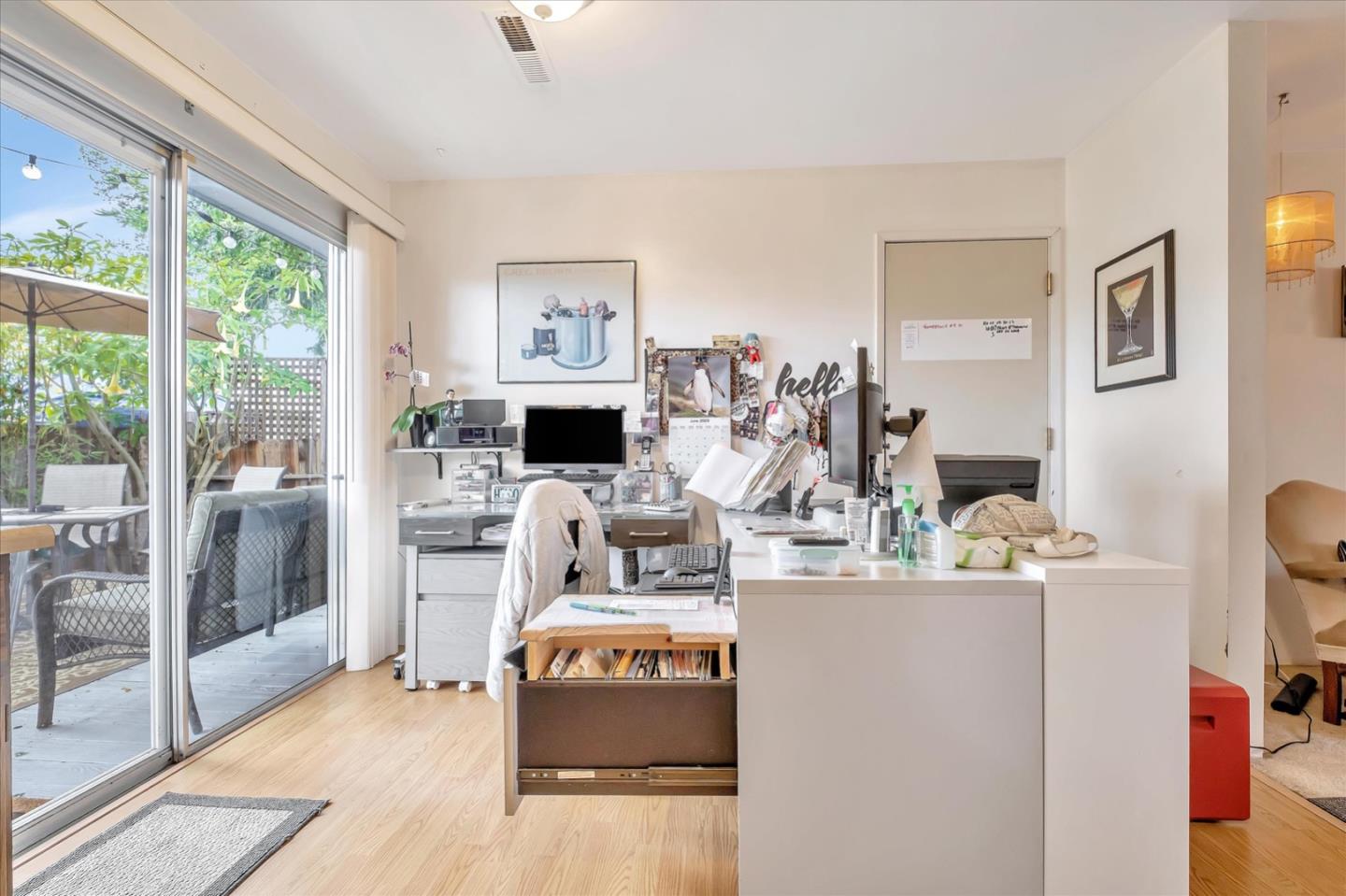 Detail Gallery Image 10 of 36 For 1410 17th Ave, Santa Cruz,  CA 95062 - – Beds | – Baths