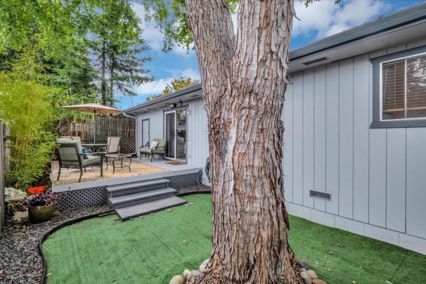Detail Gallery Image 17 of 36 For 1410 17th Ave, Santa Cruz,  CA 95062 - – Beds | – Baths