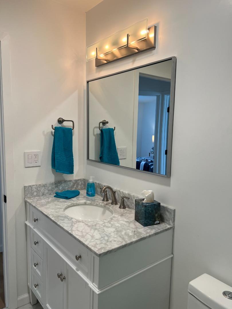 Detail Gallery Image 11 of 16 For 825 Balboa Ave #107,  Capitola,  CA 95010 - 2 Beds | 1/1 Baths