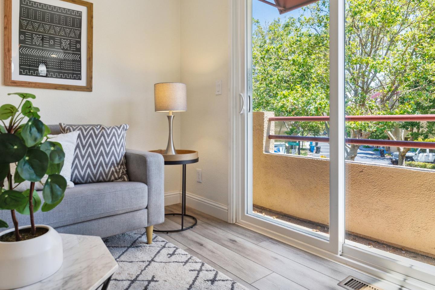Detail Gallery Image 34 of 69 For 102 Cityhomes Ln, Foster City,  CA 94404 - 2 Beds | 2/1 Baths