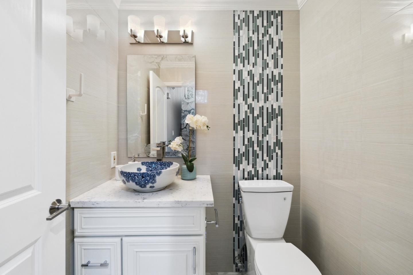 Detail Gallery Image 36 of 69 For 102 Cityhomes Ln, Foster City,  CA 94404 - 2 Beds | 2/1 Baths