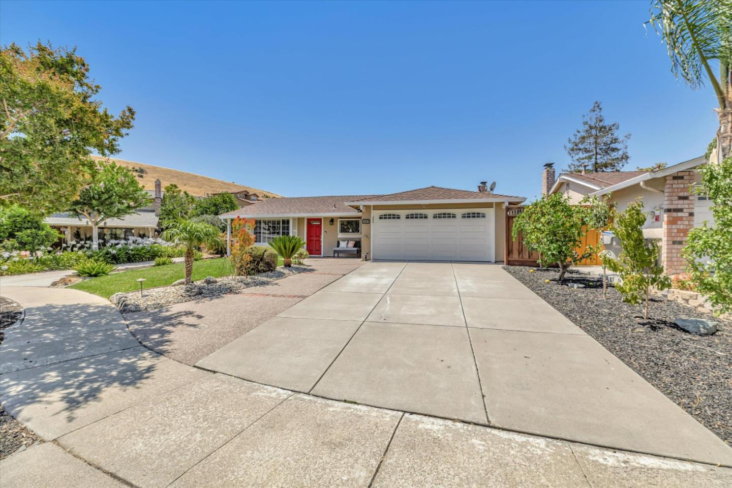 Detail Gallery Image 1 of 1 For 3887 Regaby Place Ct, San Jose,  CA 95121 - 3 Beds | 2 Baths