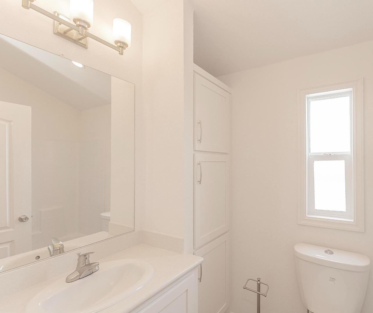 Detail Gallery Image 10 of 18 For 835 Kimball Ave #6,  Seaside,  CA 93955 - 1 Beds | 1 Baths