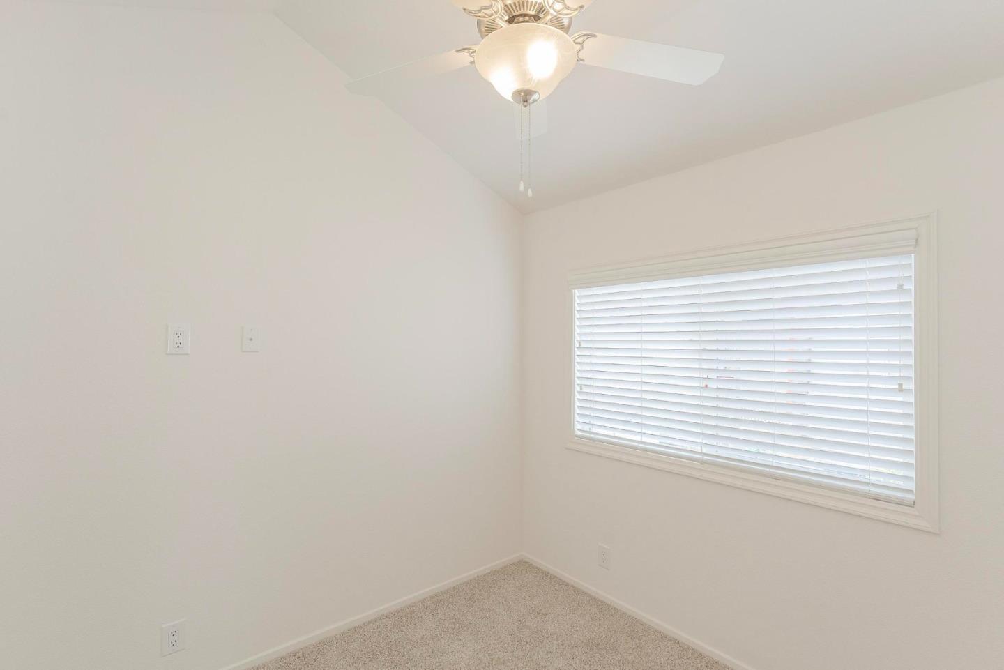 Detail Gallery Image 12 of 18 For 835 Kimball Ave #6,  Seaside,  CA 93955 - 1 Beds | 1 Baths