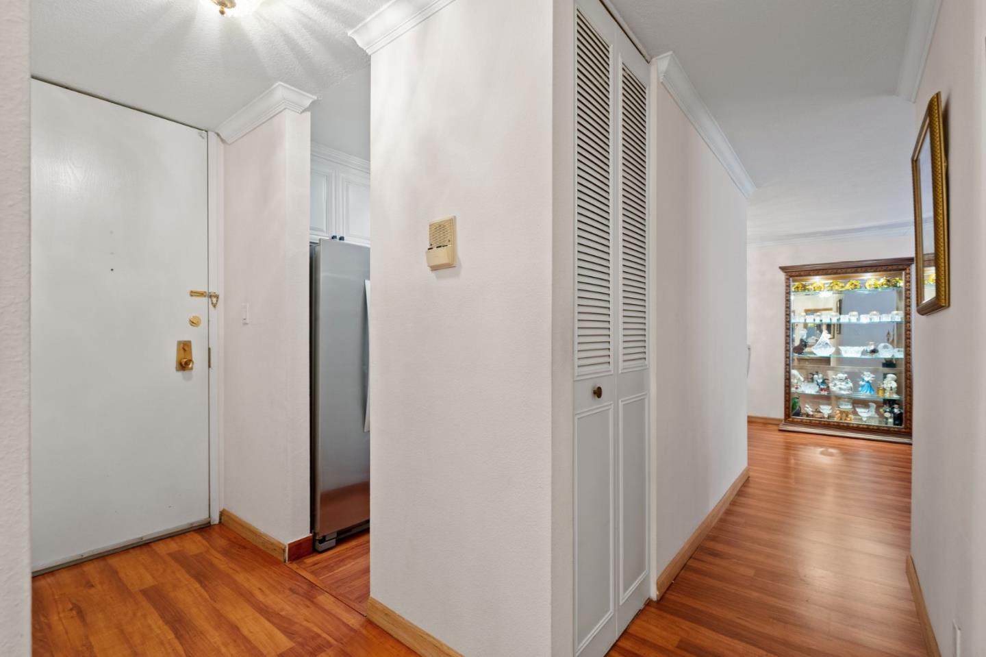 Detail Gallery Image 2 of 54 For 1344 Shelter Creek Ln, San Bruno,  CA 94066 - 2 Beds | 2 Baths