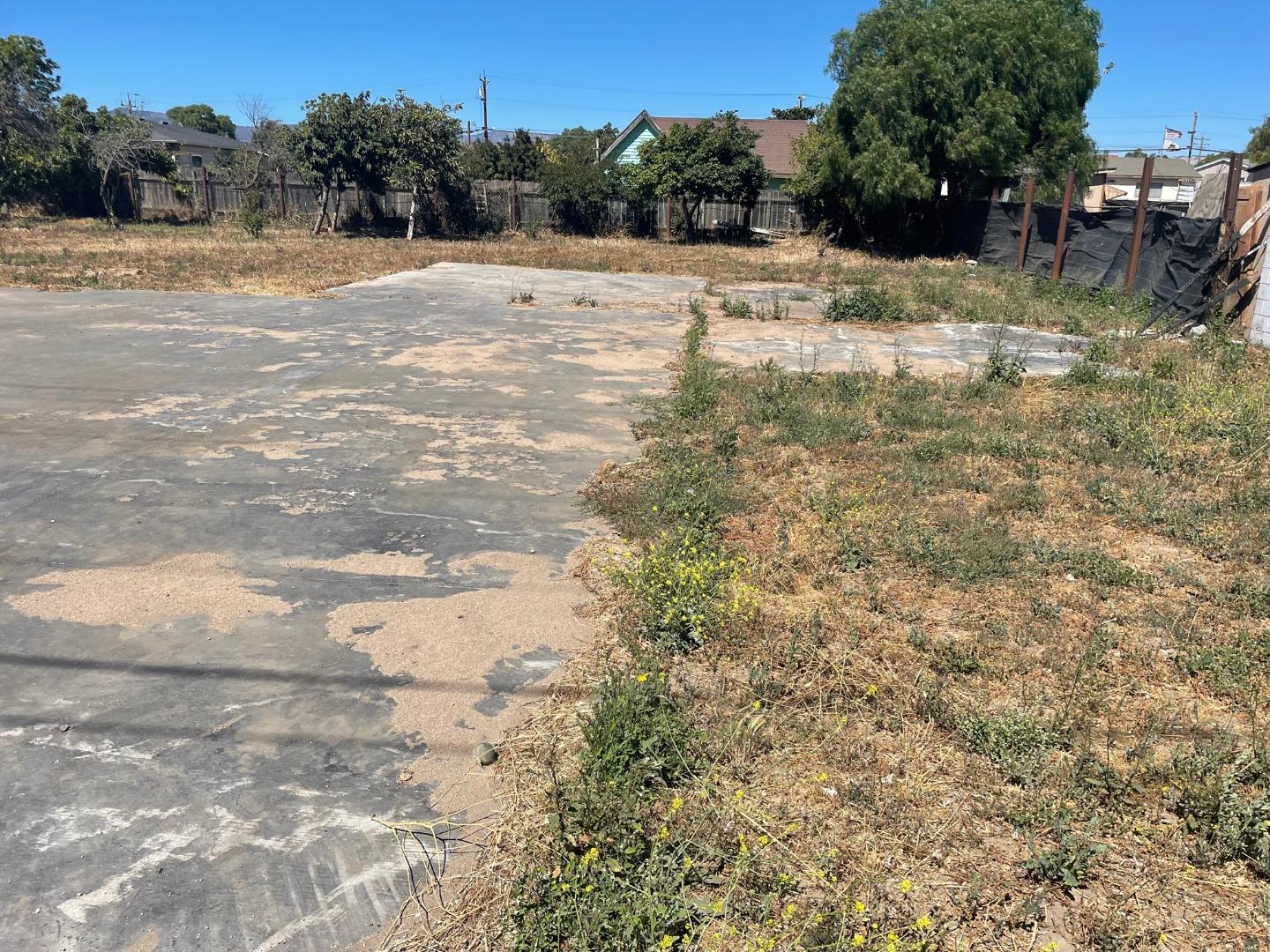 24311 Grant St, Chualar, CA 93925 Beds Baths () ML81935026 MLSL