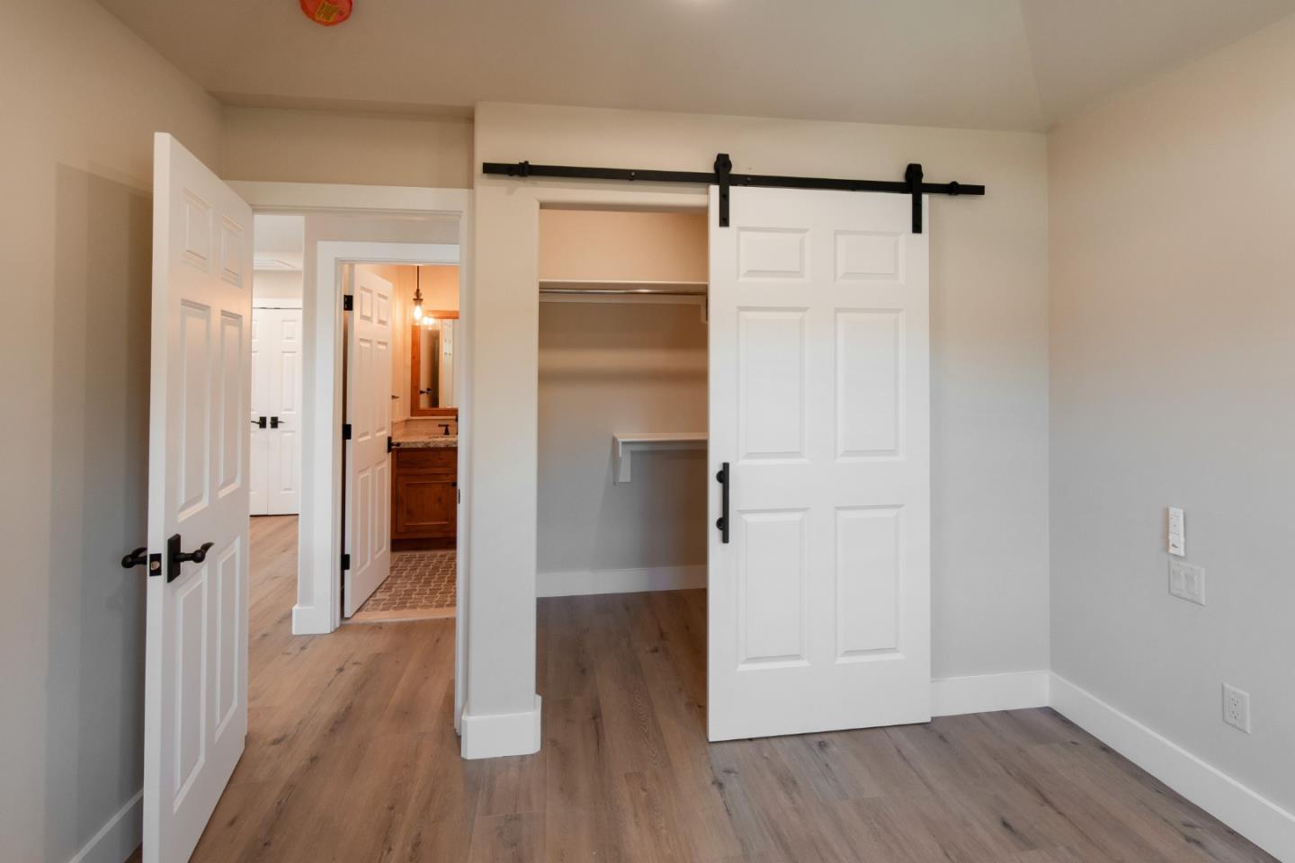 Detail Gallery Image 28 of 32 For 221 Almendra Ave, Los Gatos,  CA 95030 - 4 Beds | 3 Baths