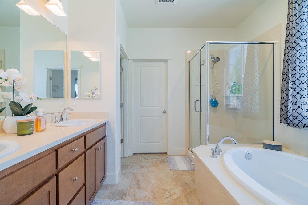 Detail Gallery Image 22 of 43 For 1818 Cobblefield Ln, Los Banos,  CA 93635 - 3 Beds | 2 Baths
