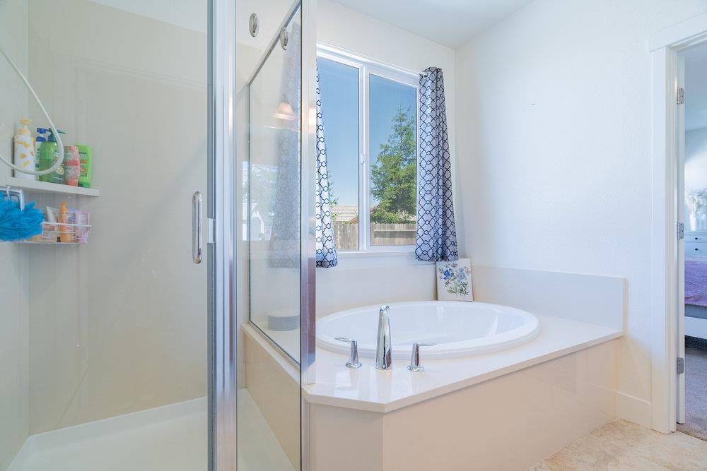 Detail Gallery Image 24 of 43 For 1818 Cobblefield Ln, Los Banos,  CA 93635 - 3 Beds | 2 Baths