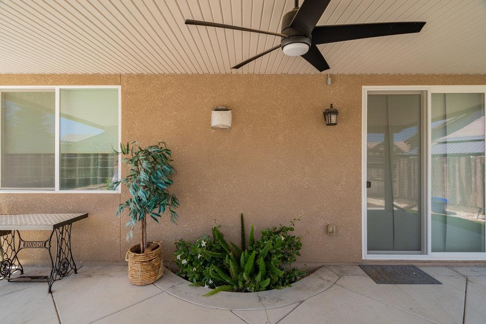 Detail Gallery Image 37 of 43 For 1818 Cobblefield Ln, Los Banos,  CA 93635 - 3 Beds | 2 Baths