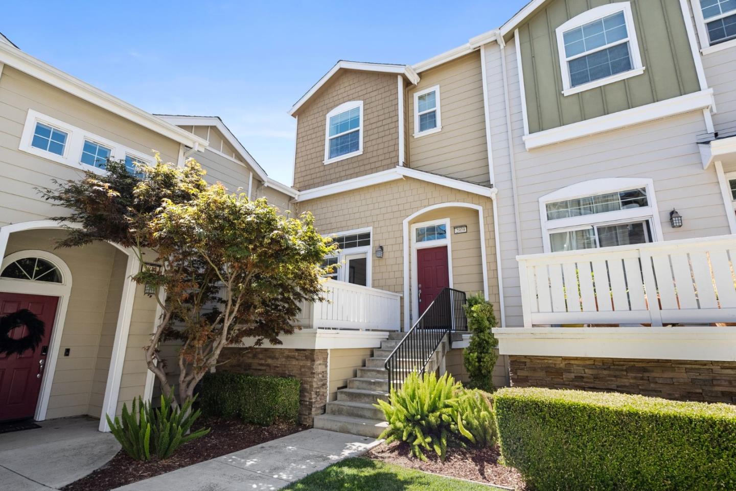 Detail Gallery Image 1 of 1 For 2809 Lavender Ter, San Jose,  CA 95111 - 2 Beds | 2/1 Baths