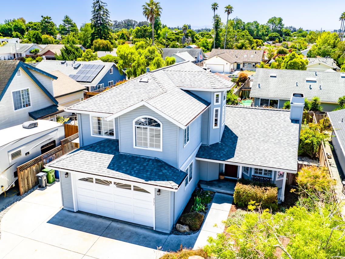 Detail Gallery Image 1 of 1 For 2151 Dustin Way, Santa Cruz,  CA 95062 - 3 Beds | 2/1 Baths