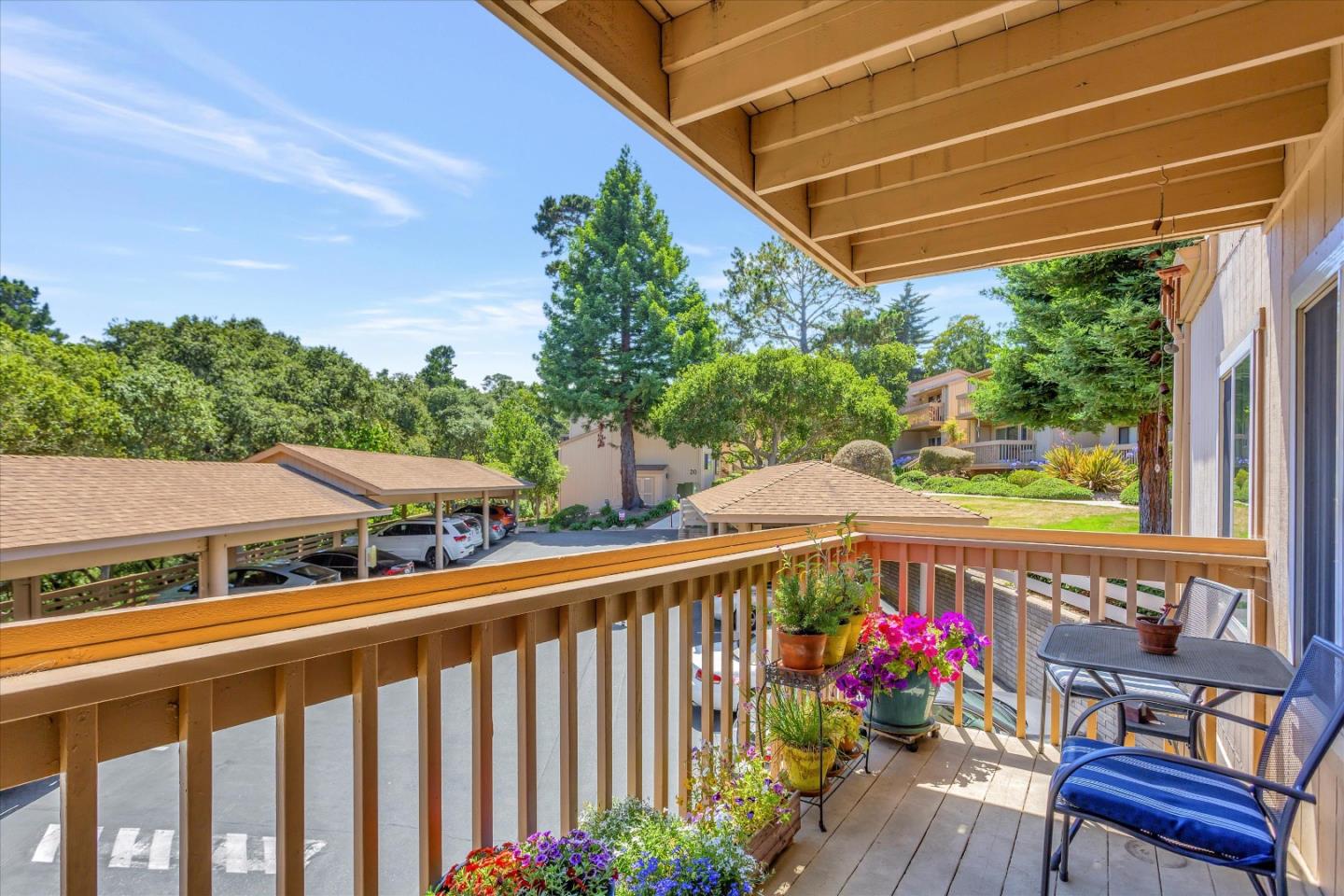 Detail Gallery Image 1 of 1 For 300 Glenwood Cir #301,  Monterey,  CA 93940 - 2 Beds | 1 Baths