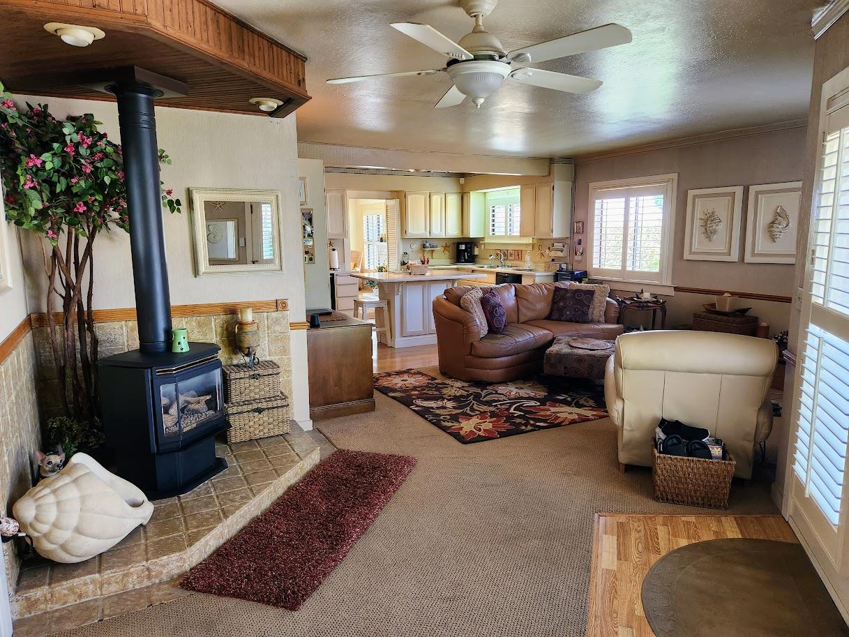 Detail Gallery Image 6 of 28 For 45 Chestnut St, Salinas,  CA 93901 - 4 Beds | 3/1 Baths