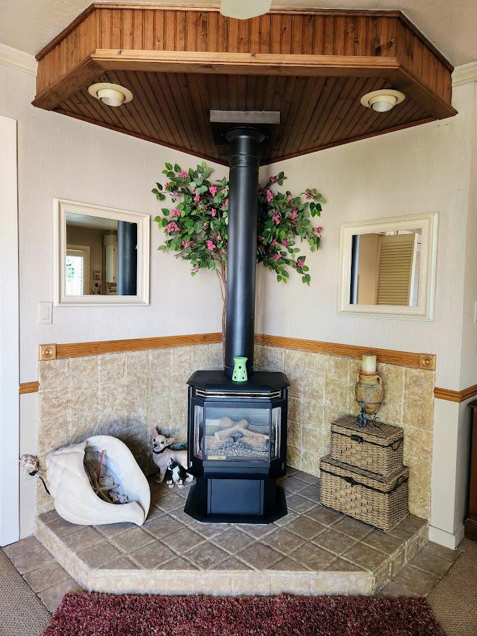 Detail Gallery Image 7 of 28 For 45 Chestnut St, Salinas,  CA 93901 - 4 Beds | 3/1 Baths