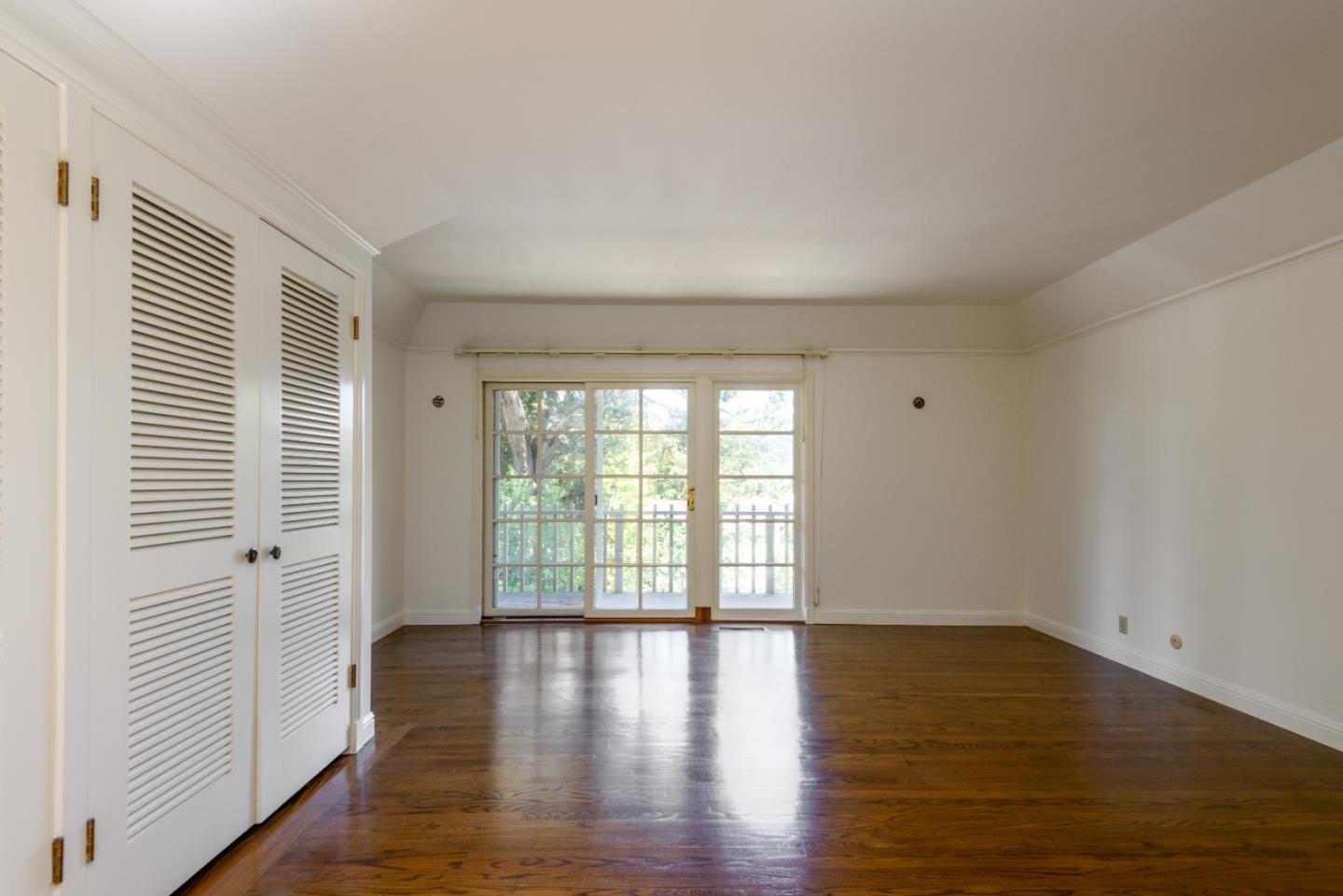 Detail Gallery Image 8 of 26 For 89 Mandarin Way, Atherton,  CA 94027 - 6 Beds | 5 Baths