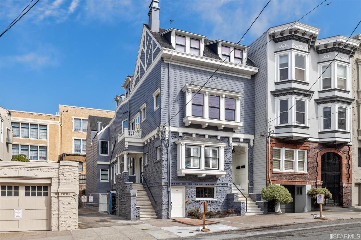 Detail Gallery Image 5 of 48 For 1726 Larkin St, San Francisco,  CA 94109 - 3 Beds | 2 Baths