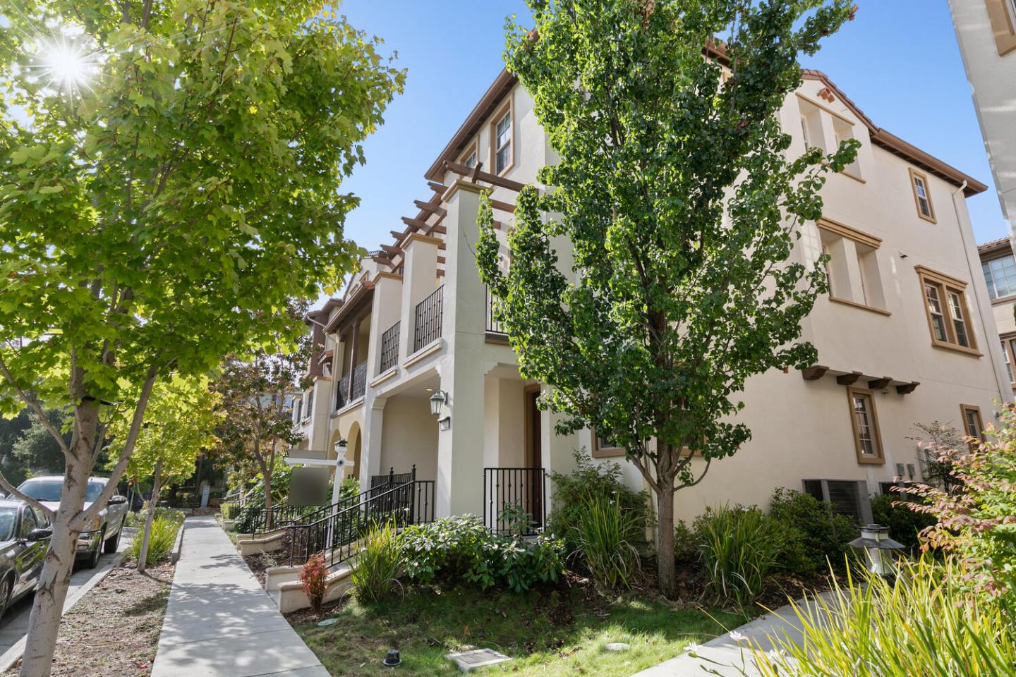 Detail Gallery Image 1 of 1 For 131 Avellino Way, Mountain View,  CA 94043 - 4 Beds | 3/1 Baths