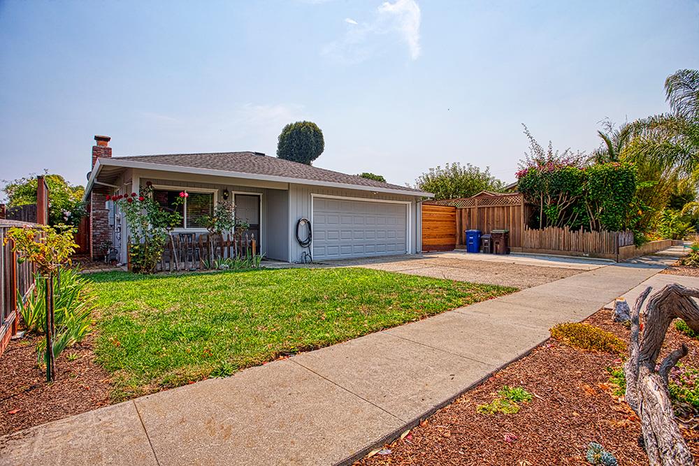 Detail Gallery Image 1 of 1 For 312 Liberty St, Santa Cruz,  CA 95060 - 3 Beds | 2 Baths