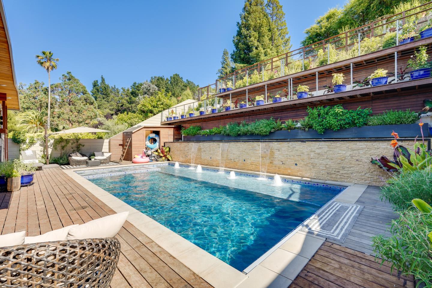 Detail Gallery Image 20 of 24 For 352 Riviera Dr, San Rafael,  CA 94901 - 4 Beds | 3 Baths
