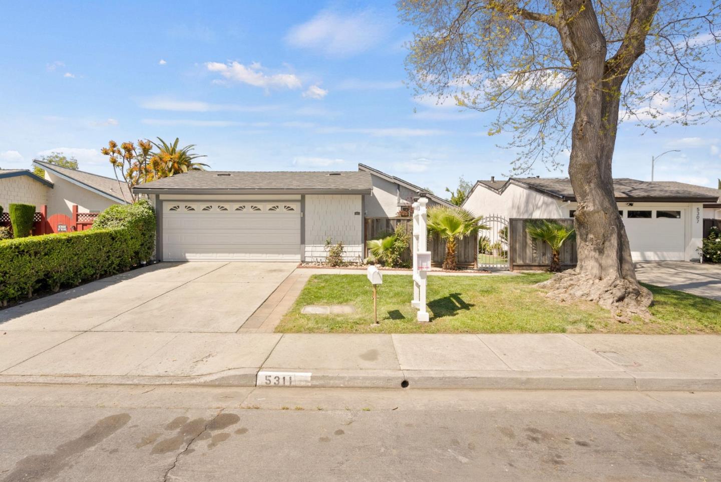 Photo of 5311 Birch Grove Dr in San Jose, CA