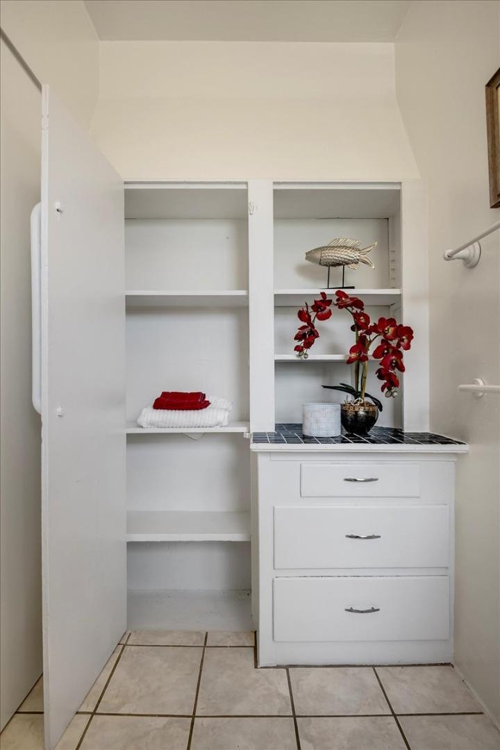 Detail Gallery Image 64 of 86 For 507 Easterby St, Sausalito,  CA 94965 - 5 Beds | 4 Baths