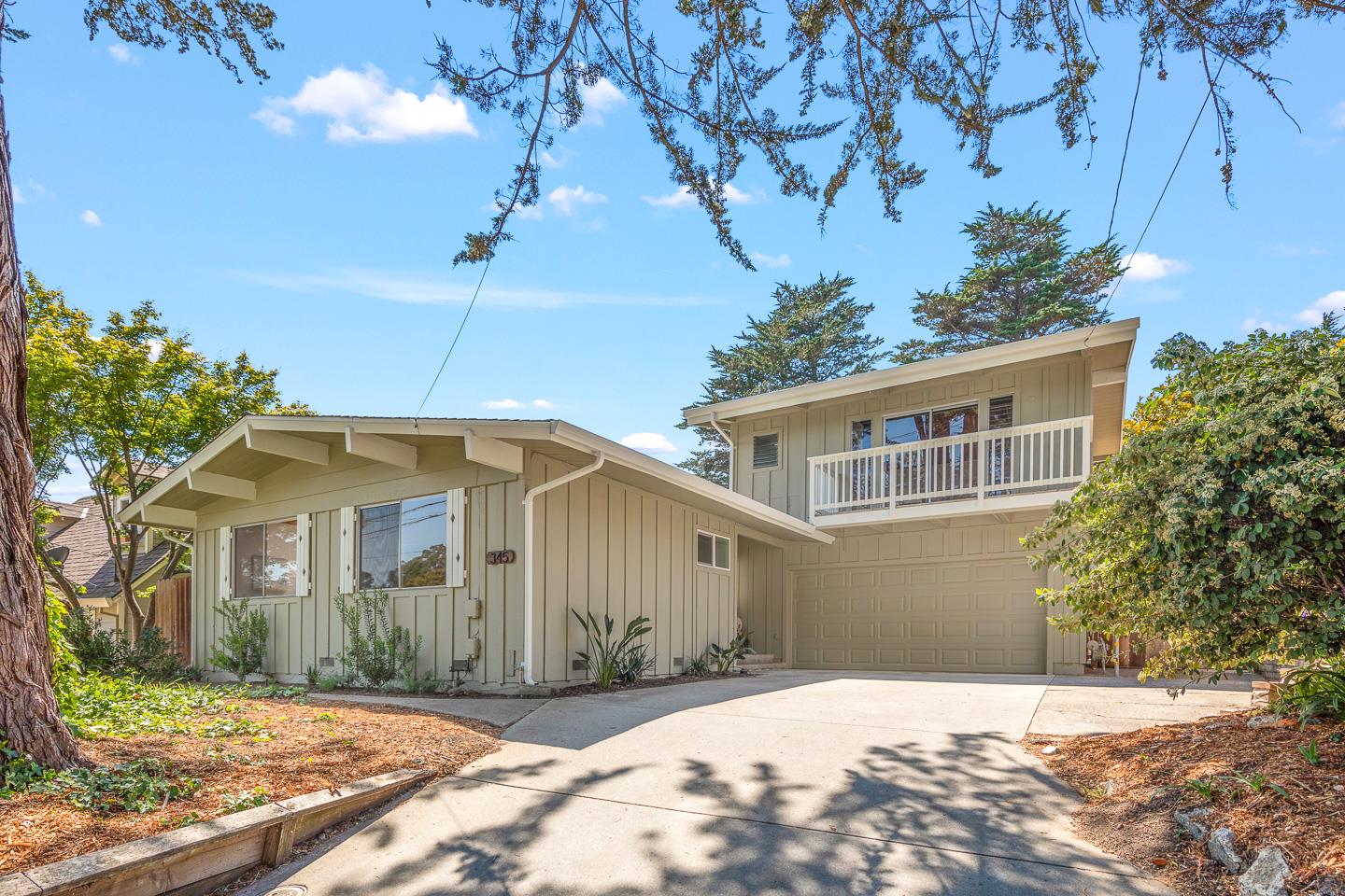 Detail Gallery Image 1 of 1 For 345 Los Altos Dr, Aptos,  CA 95003 - 3 Beds | 2 Baths