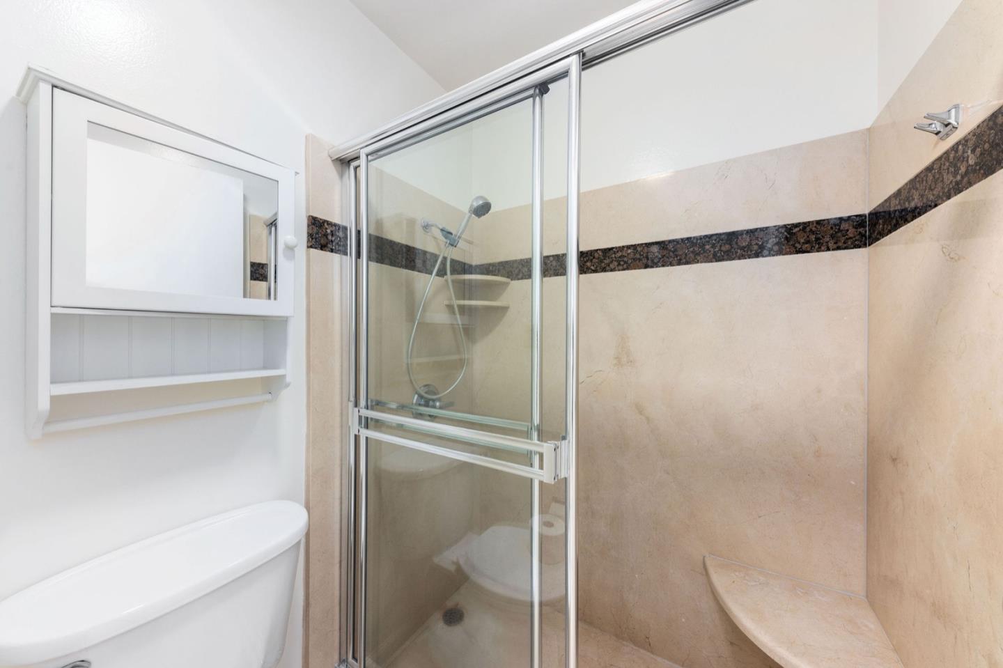 Detail Gallery Image 17 of 39 For 820 N Delaware St #215,  San Mateo,  CA 94401 - 1 Beds | 1 Baths
