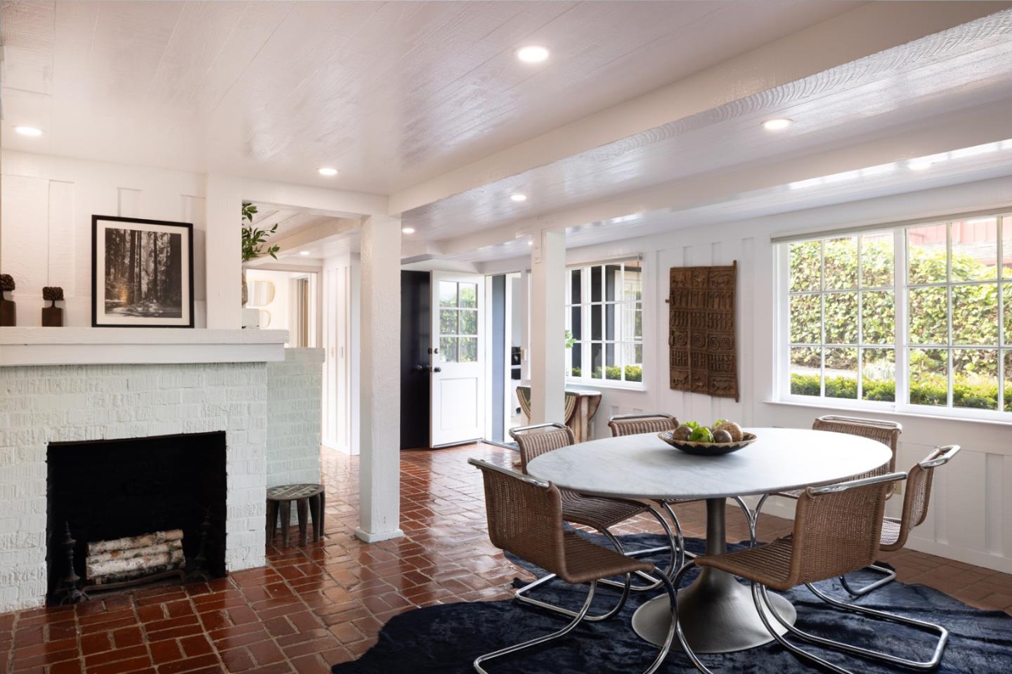 Detail Gallery Image 1 of 1 For 2480 Bay View Ave, Carmel,  CA 93923 - 4 Beds | 4 Baths