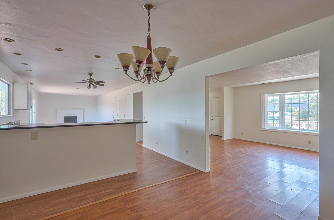 Detail Gallery Image 14 of 41 For 1661 Mescal Ct, Seaside,  CA 93955 - 4 Beds | 2/1 Baths