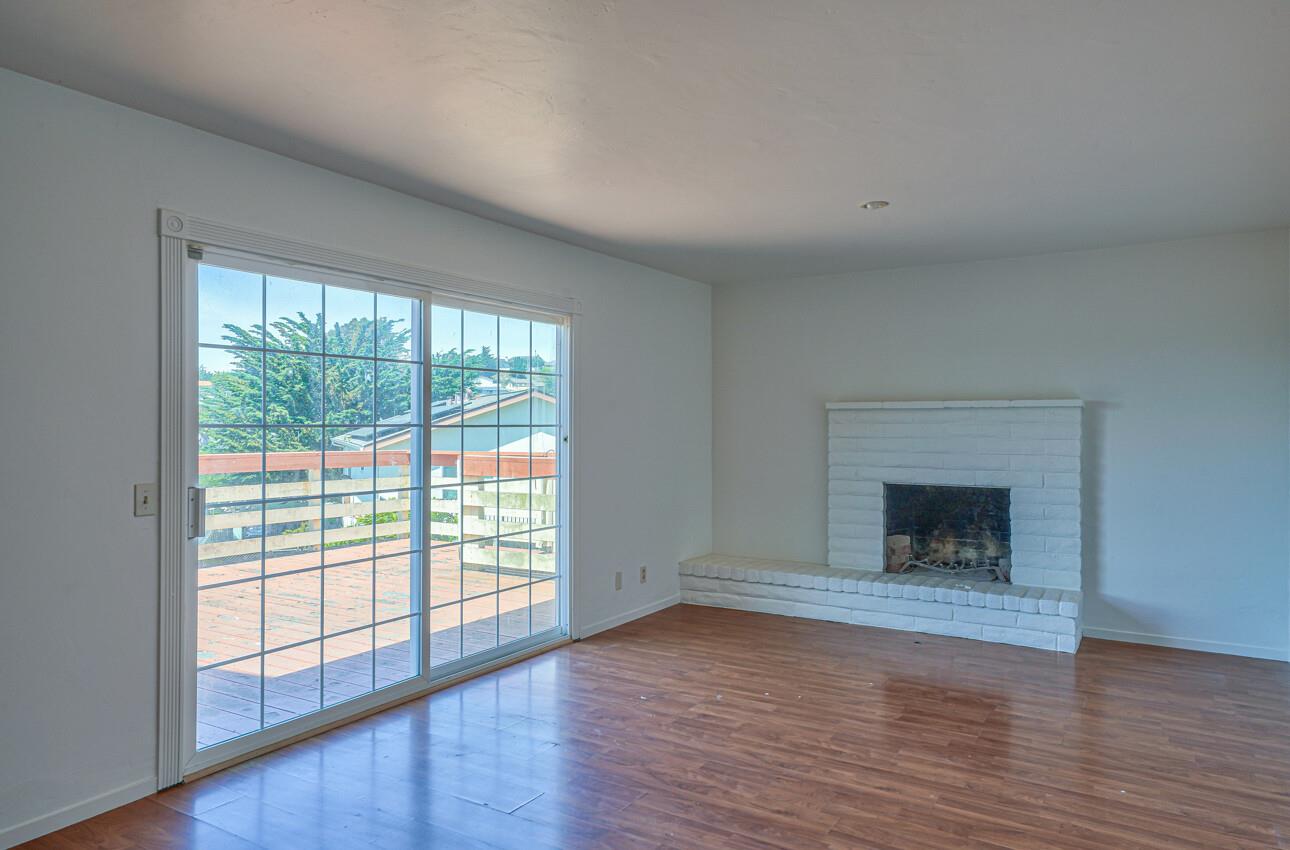 Detail Gallery Image 18 of 41 For 1661 Mescal Ct, Seaside,  CA 93955 - 4 Beds | 2/1 Baths